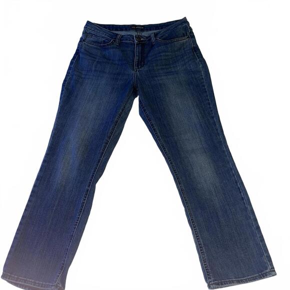 Lee Denim - Lee Regular Fit Straight Leg Mid Rise Medium Wash Womans Sz 10 Short Denim Jeans